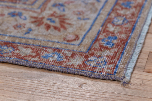 Antique Sivas Area Rug (4' x 6')